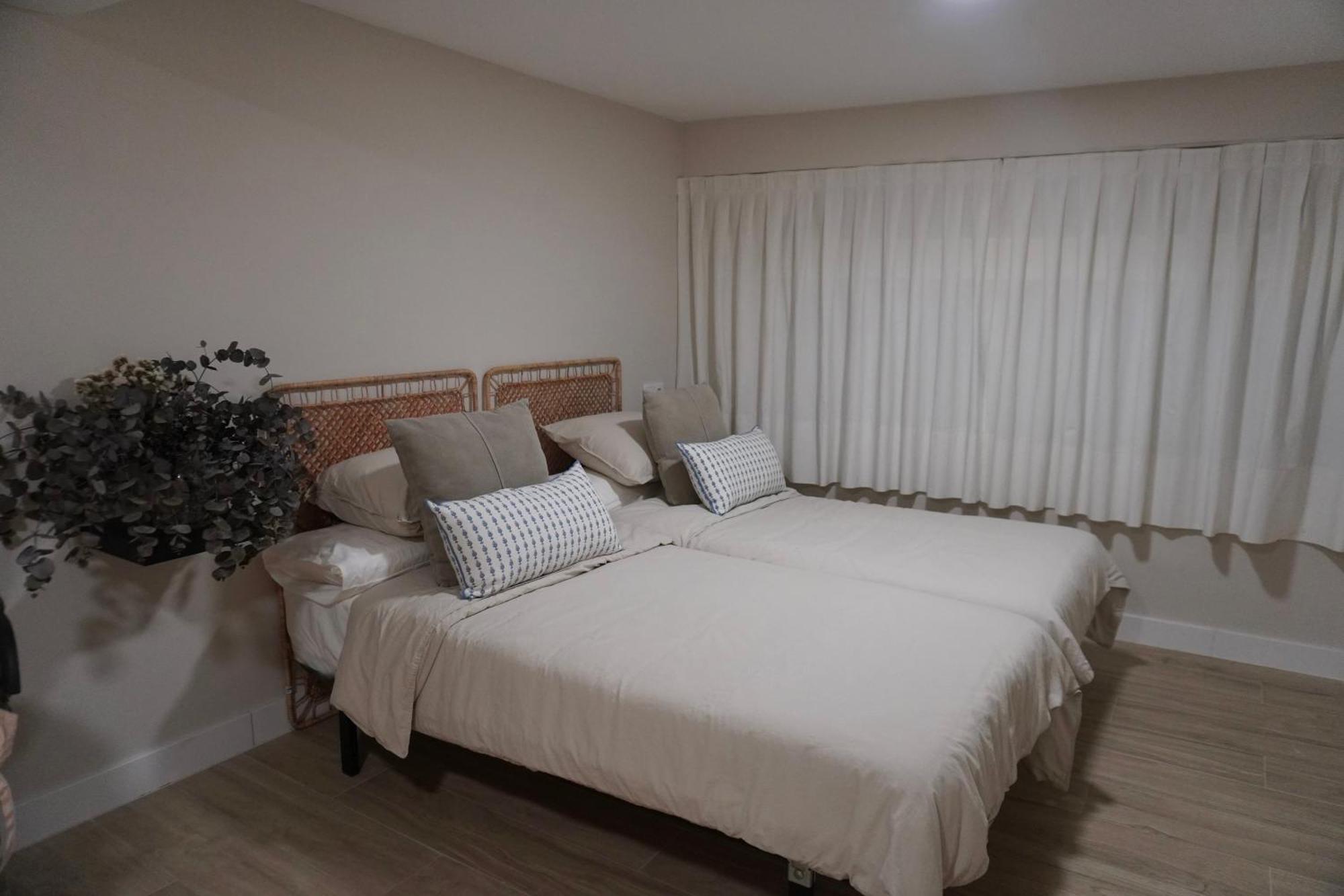 Estudio Veintisiete โมรอน เด ลา ฟรอนเตรา ภายนอก รูปภาพ